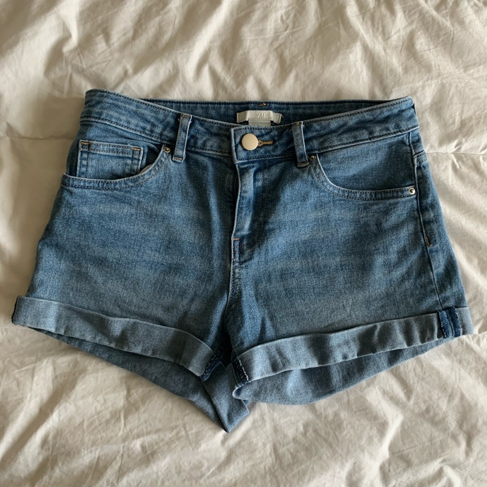 🛍2/$10: Blue Shorts - Picture 2 of 6